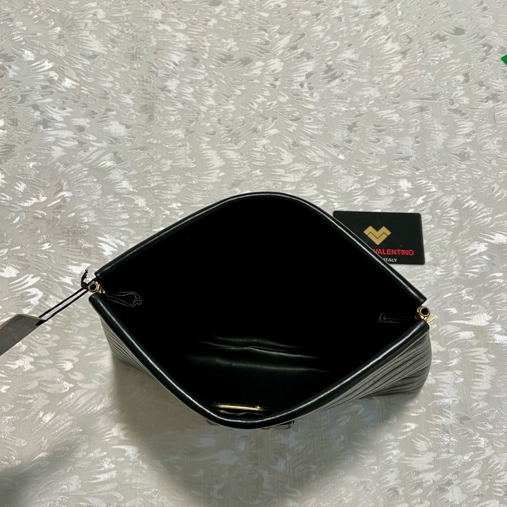 NWT Valentino Black Vintage Clutch - Picture 4 of 8